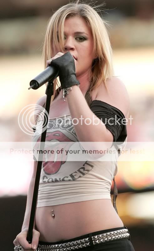 kelly_clarkson_0011.jpg