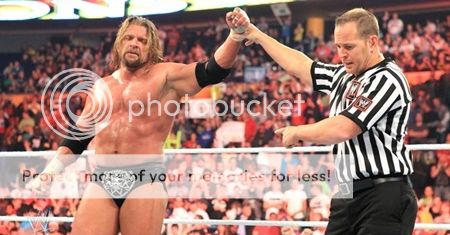 Triple-H-defeated-CM-Punk182_zpsd388e979.jpg