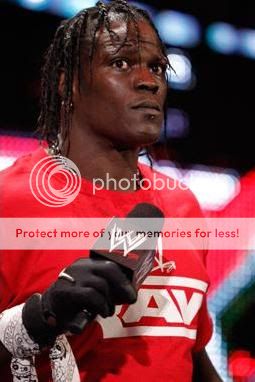 R-Truth43.jpg