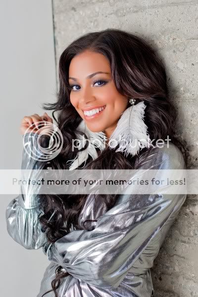 Lauren-London-Smiling-For-Rolling-Out.jpg