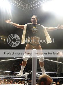 220px-Alberto_Del_Rio_WWE_Champion_zps5e1340d3.jpg