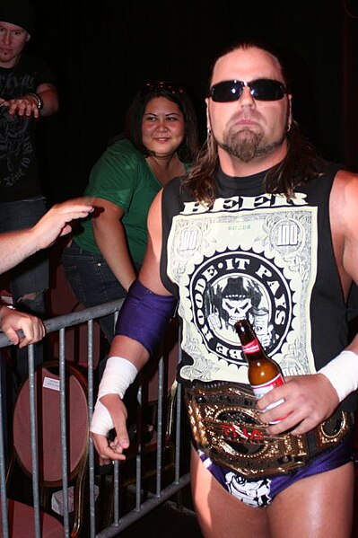 399px-James_Storm_Champ.jpg